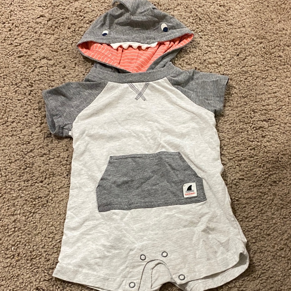 6mo Shark Hoodie Romper in Gray and White